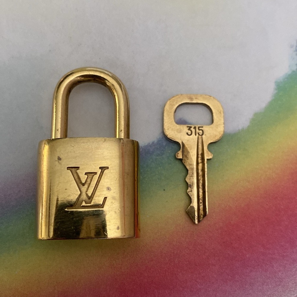 Authentic Louis Vuitton Padlock & Key Set #315.